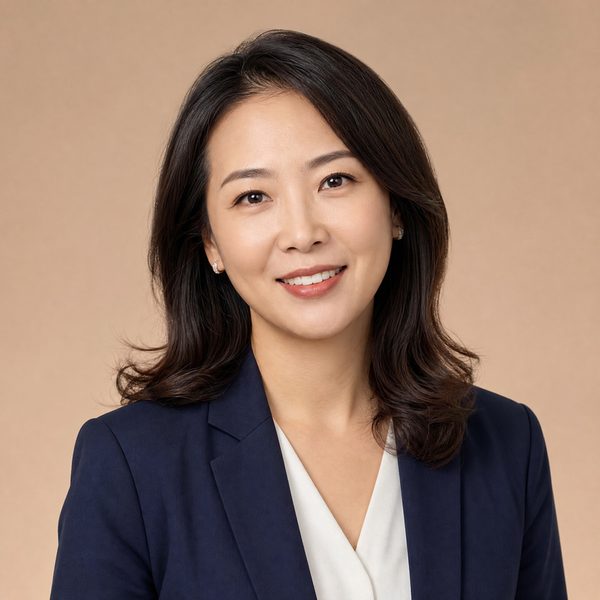 黄色仓库社区顾问李心语